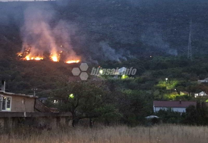 Požar u Jasenici - iako je stanje bolje, pred vatrogascima i mještanima je teška noć